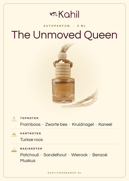 Geurnoten van Kahil The Unmoved Queen autoparfum: topnoten framboos, zwarte bes, kruidnagel, kaneel; hartnoten Turkse roos; basisnoten patchouli, sandelhout, wierook, benzoë, muskus